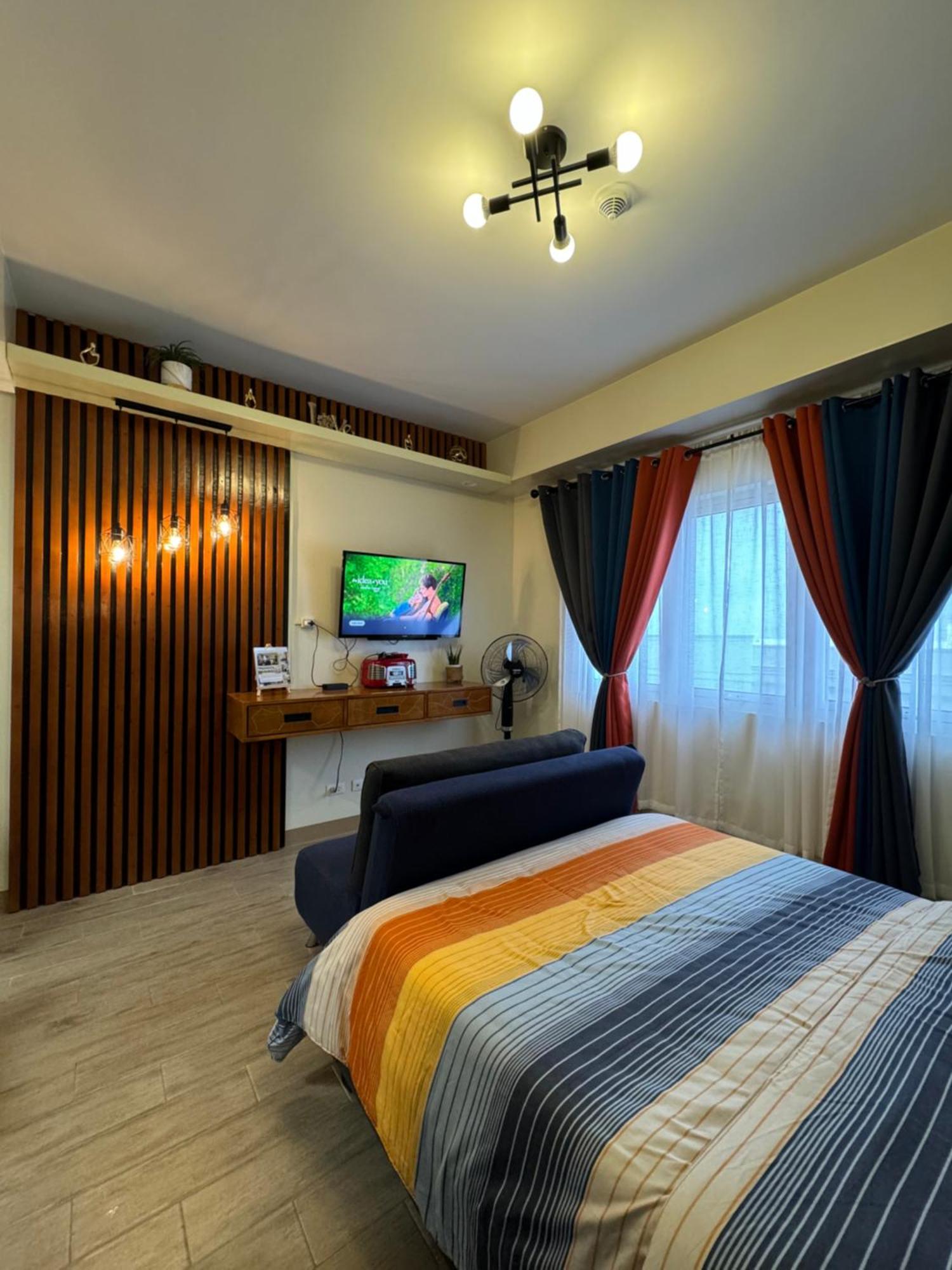 Condo Home With Fast Wifi In Bacolod City Buitenkant foto