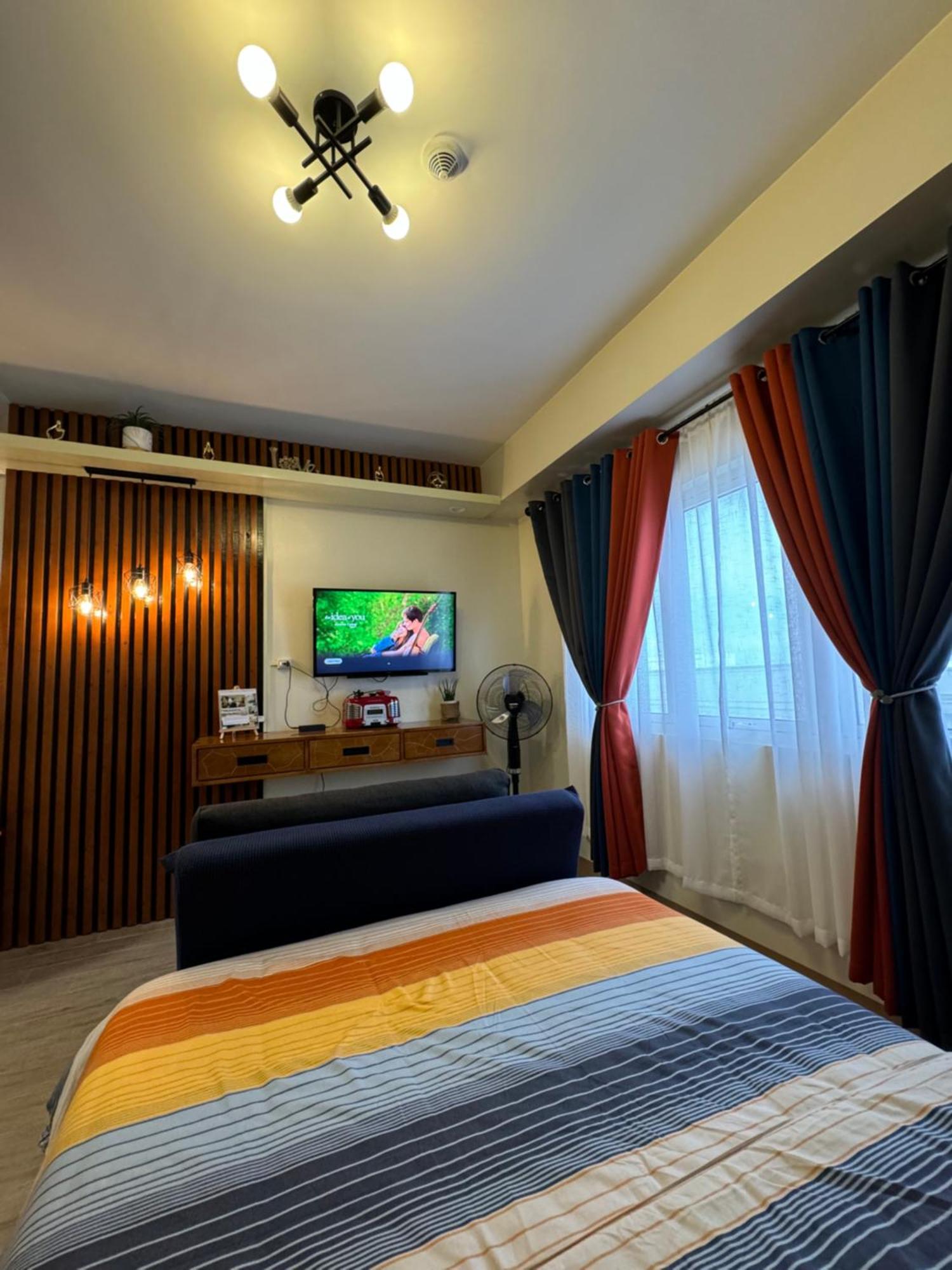 Condo Home With Fast Wifi In Bacolod City Buitenkant foto