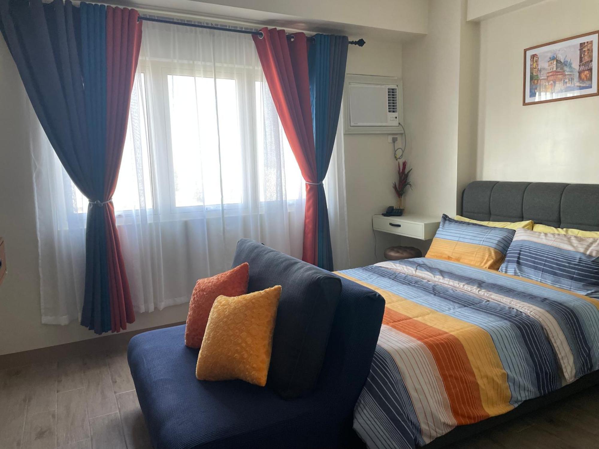 Condo Home With Fast Wifi In Bacolod City Buitenkant foto