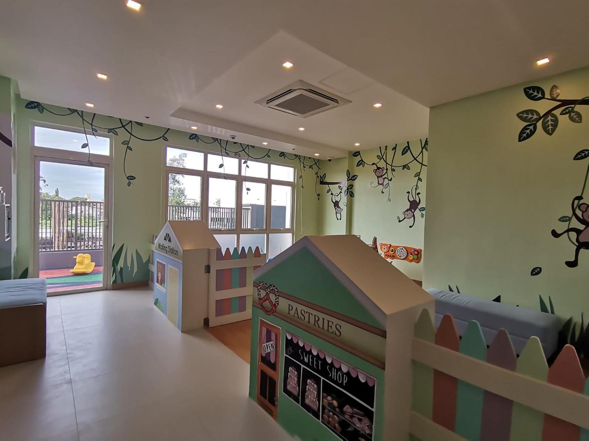 Condo Home With Fast Wifi In Bacolod City Buitenkant foto